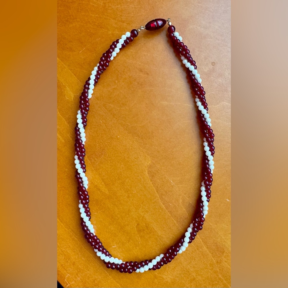 Vintage Avon Opulent Torsade Simulated Garnet & Pearl Twist Necklace